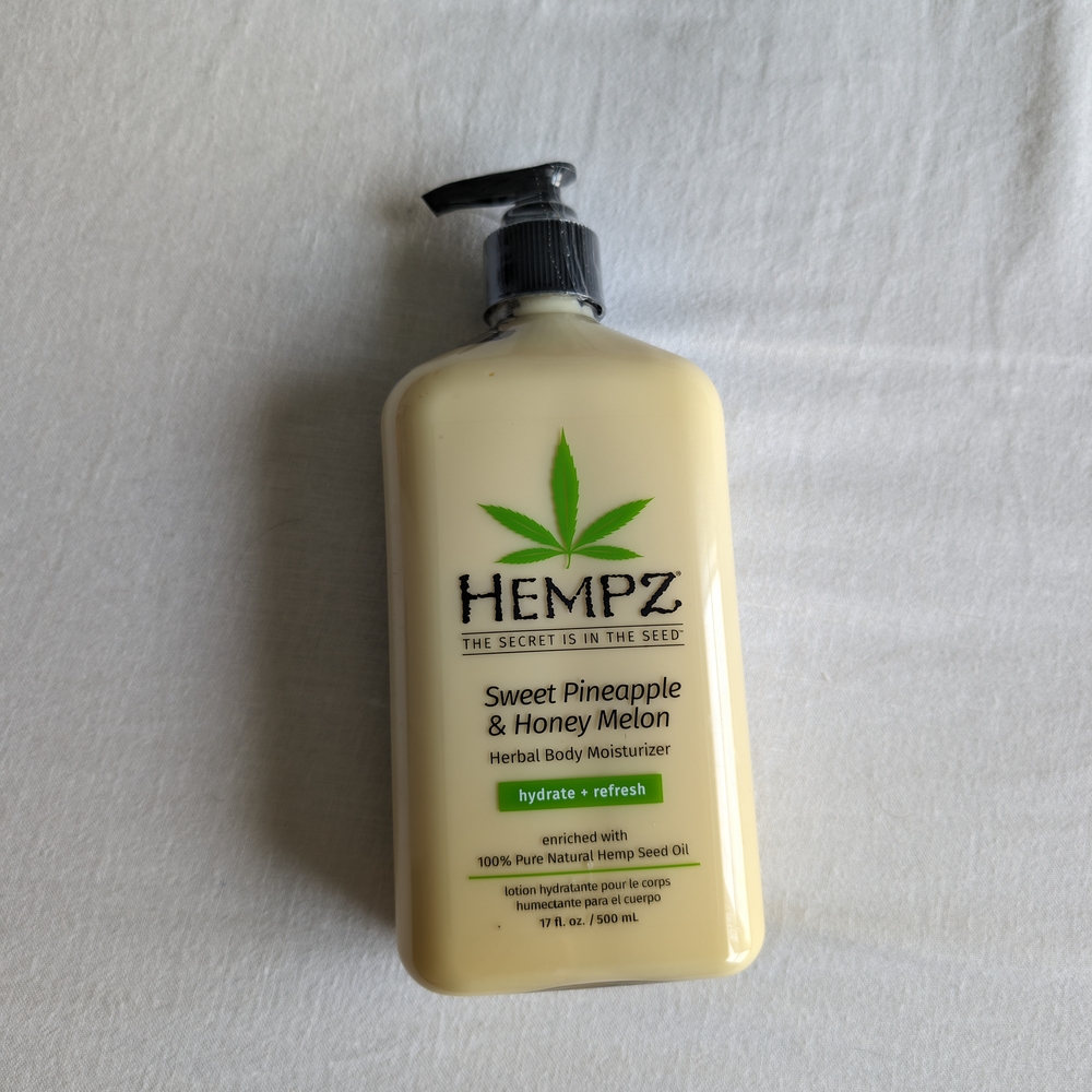 HEMPZ Sweet Pineapple & Honey Melon Body Lotion - Picture 4 of 4